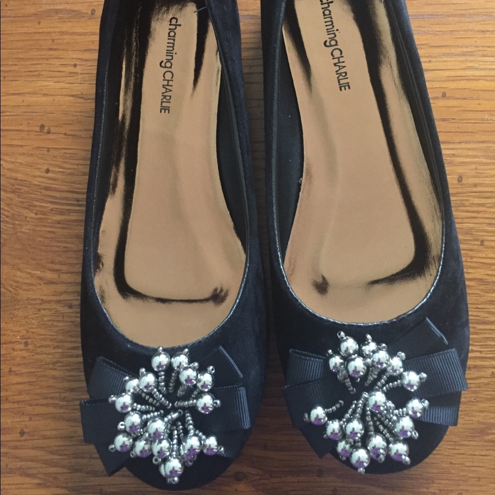 Black velvet shoes